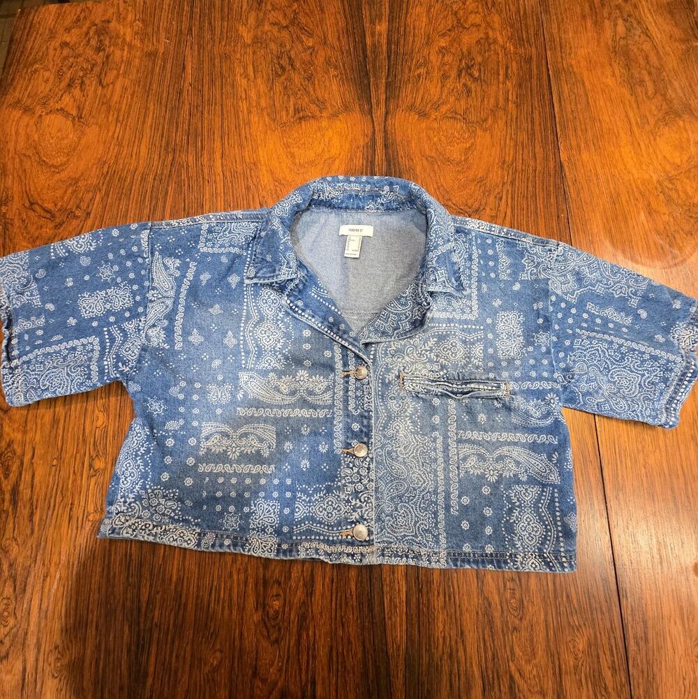 Forever 21 - Women's Cropped Denim Jacket- Size Medium